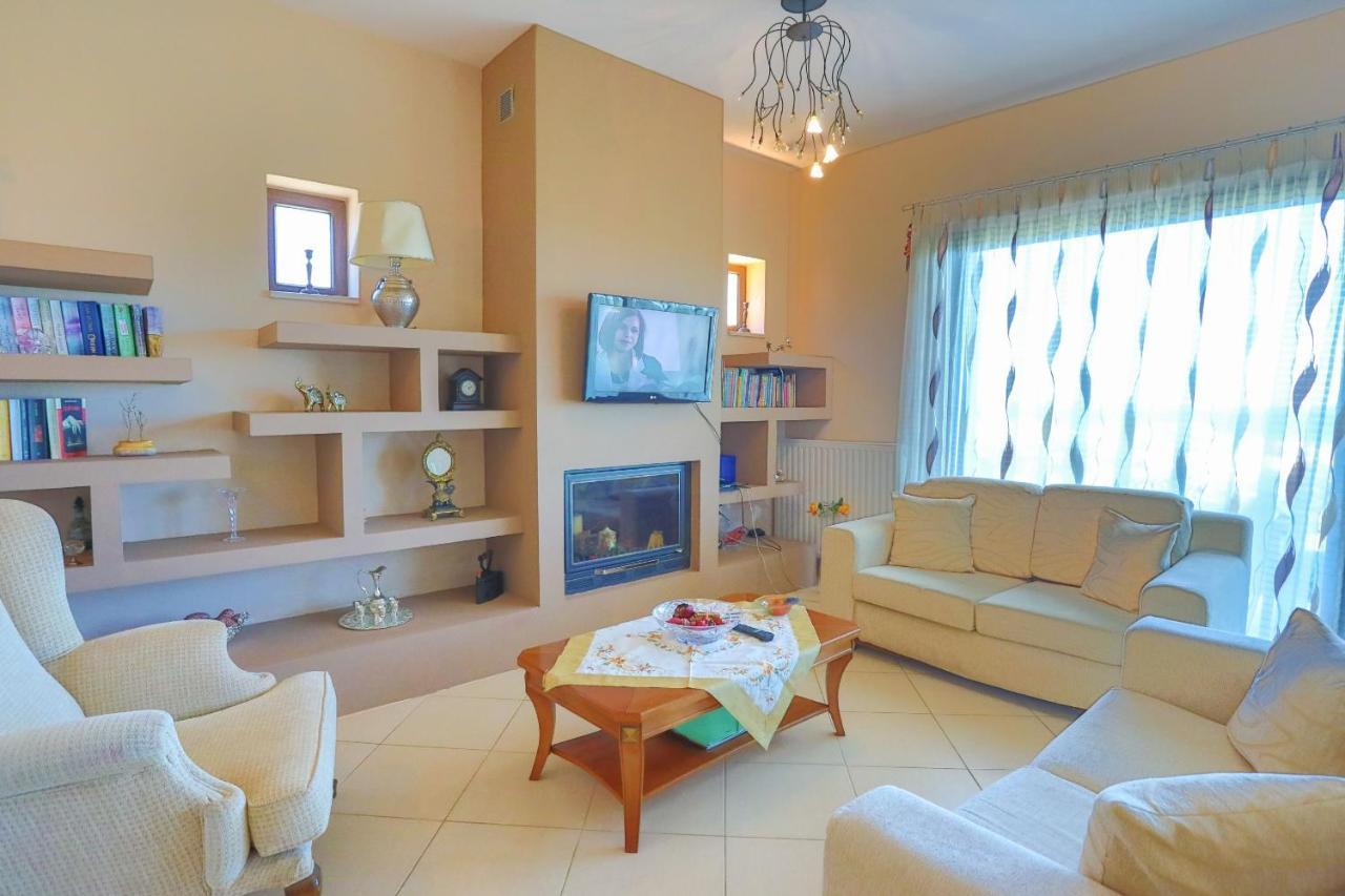 Villa Dersea أخارافي المظهر الخارجي الصورة