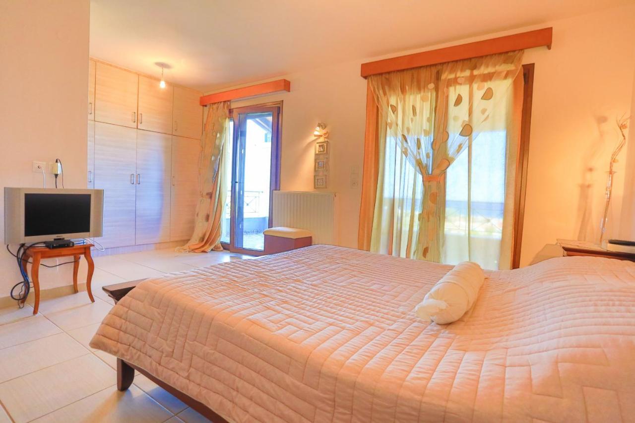 Villa Dersea أخارافي المظهر الخارجي الصورة